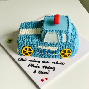 Bánh kem tạo hình xe ô tô