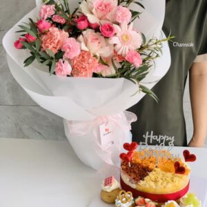 combo hoa tươi và bánh bông lan trứng muối