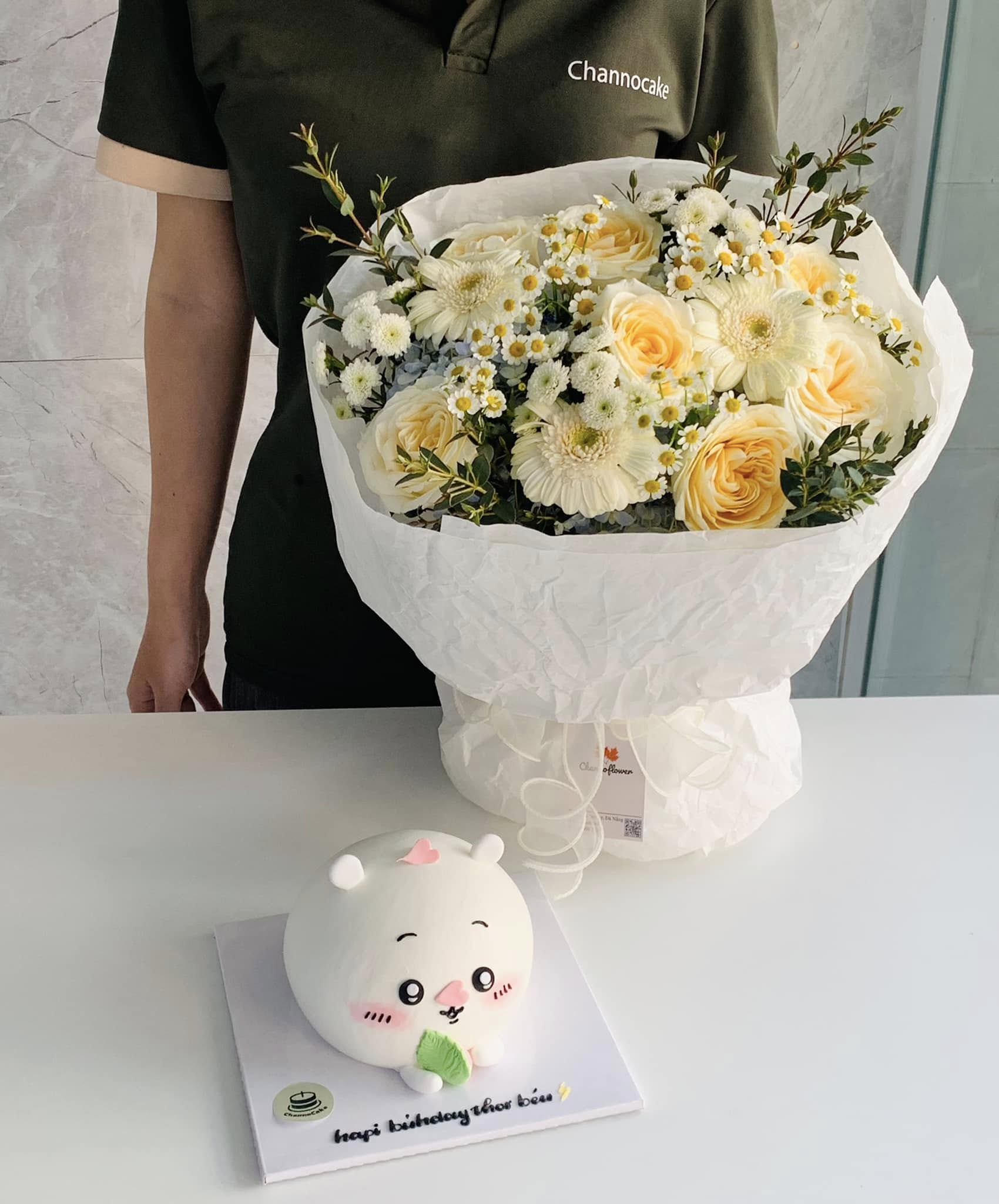 Hoa Hồng Tone Kem Vàng Tinh Khôi