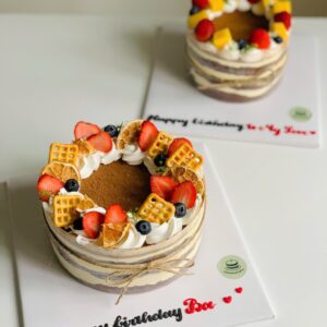 Tiramisu Waffle & Fruit