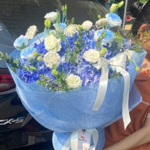 Bó hoa tone màu xanh dương